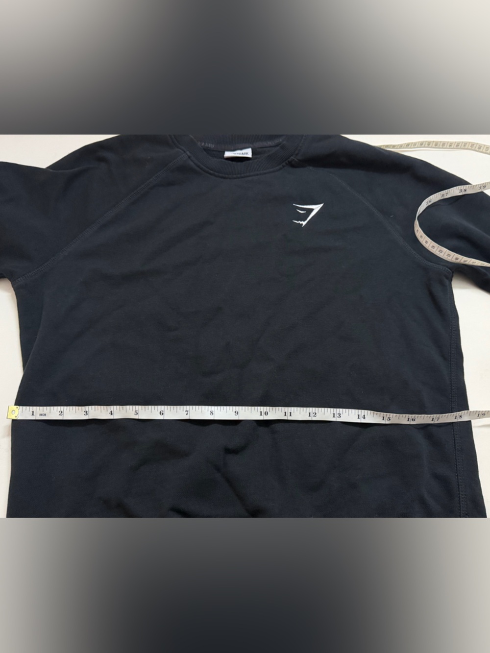 Gymshark - Relaxed Cotton Logo Pullover Crewneck Sweatshirt - Picture 7 of 9